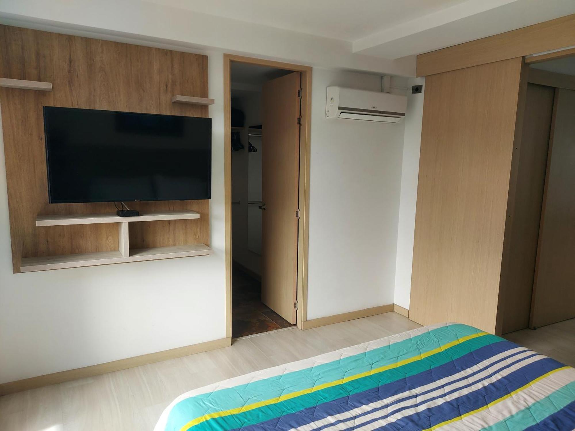 All Inclusive Suites Medellin Exterior photo